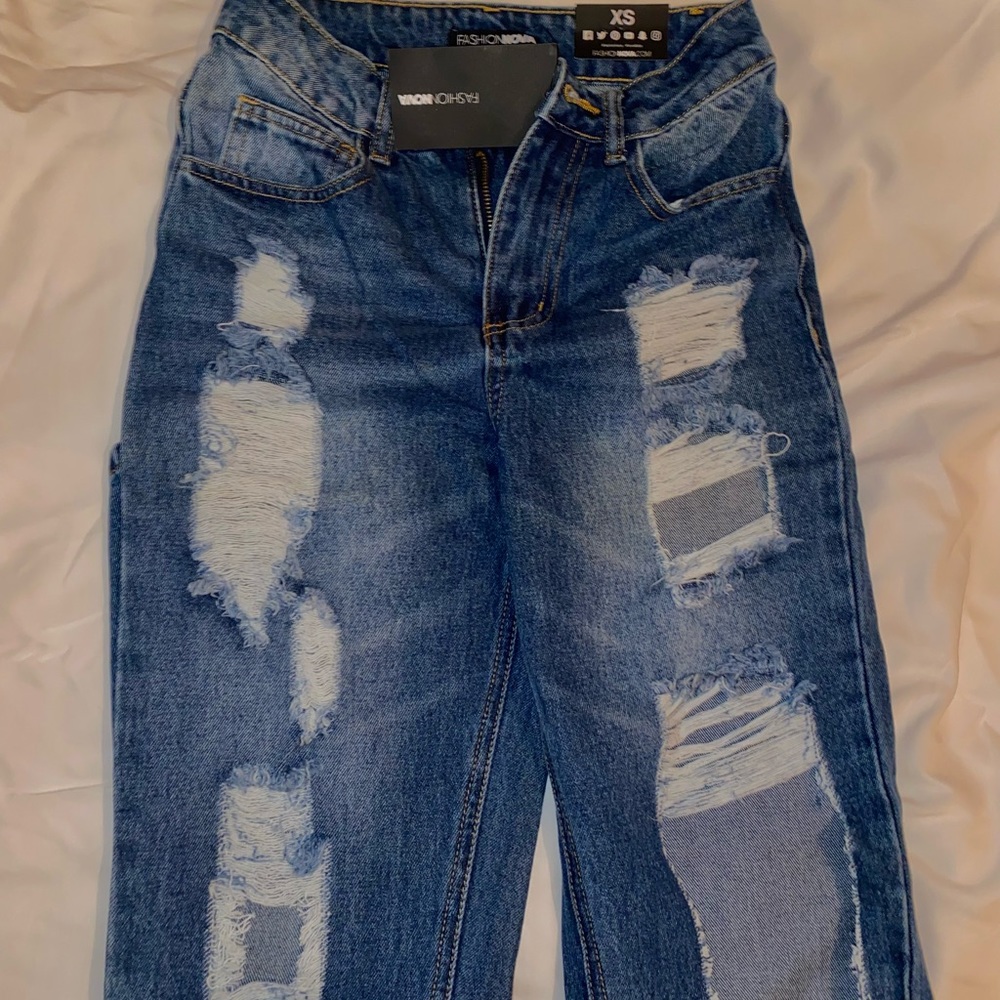 Fashion nova janel boyfriend jeans 🖤